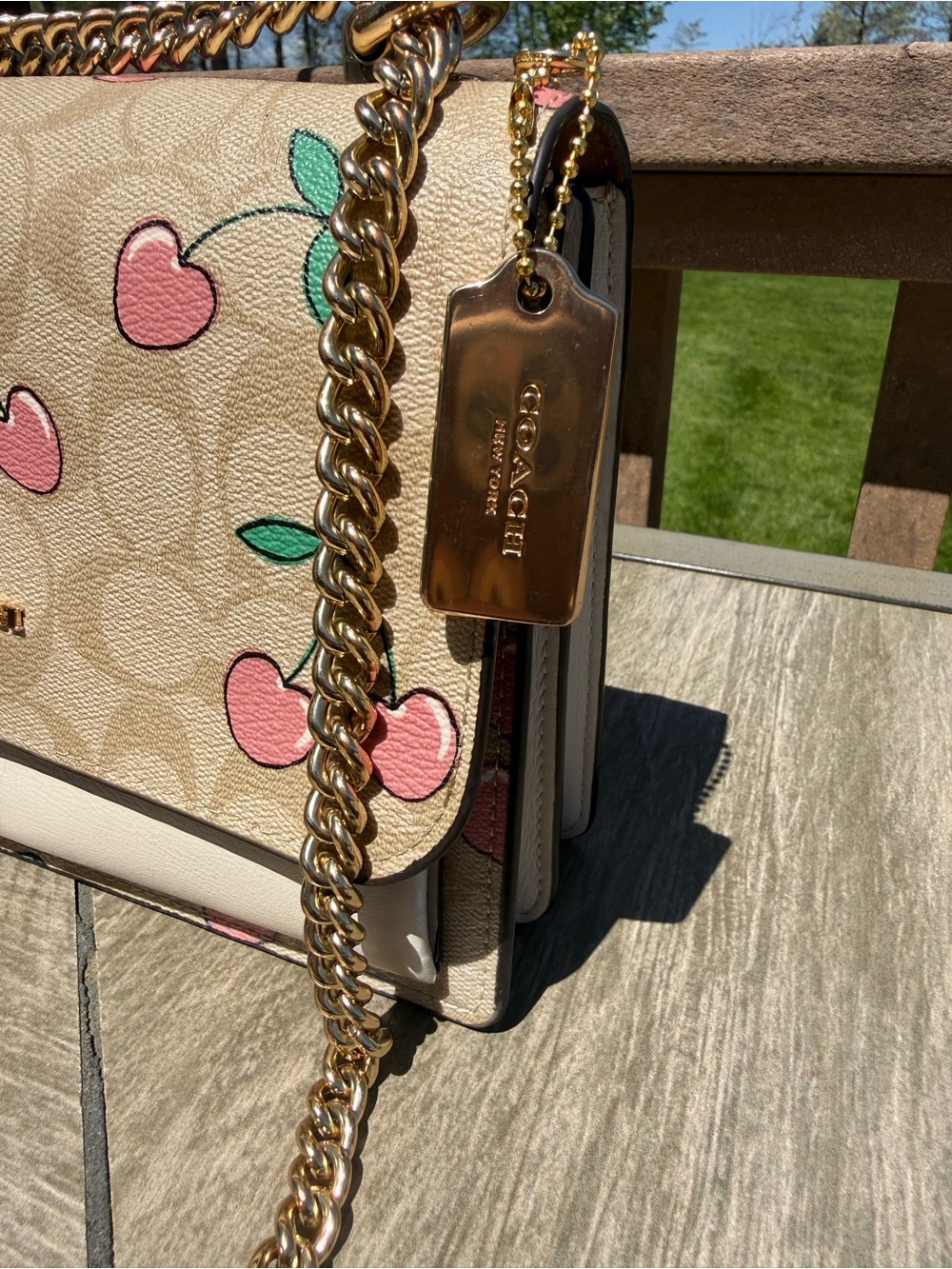 EUC Coach Klare Crossbody In Signature Canvas With Heart Cherry Print - Picture 5 of 17
